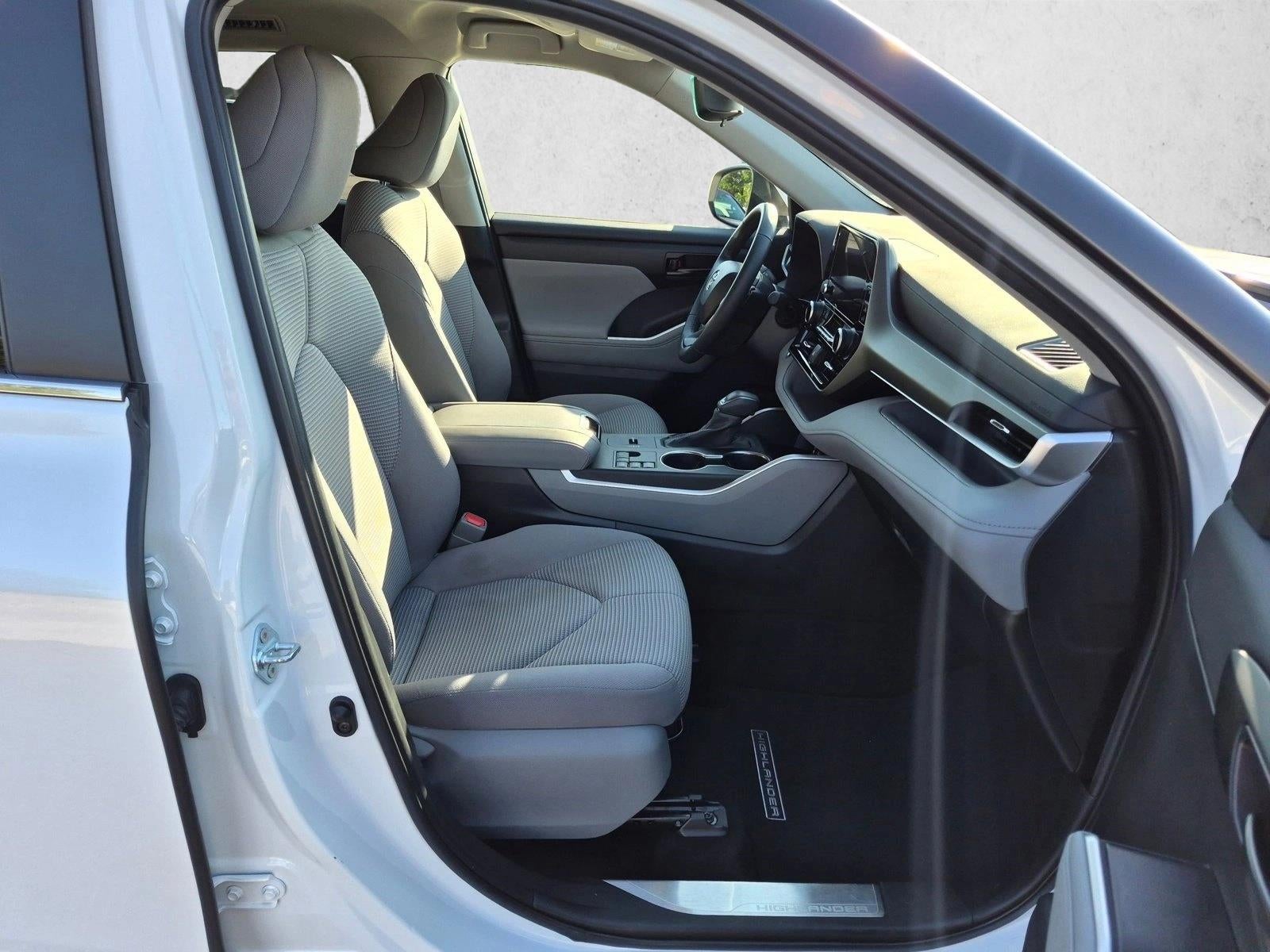 2024 Toyota Highlander Hybrid Hybrid LE FWD (Natl)