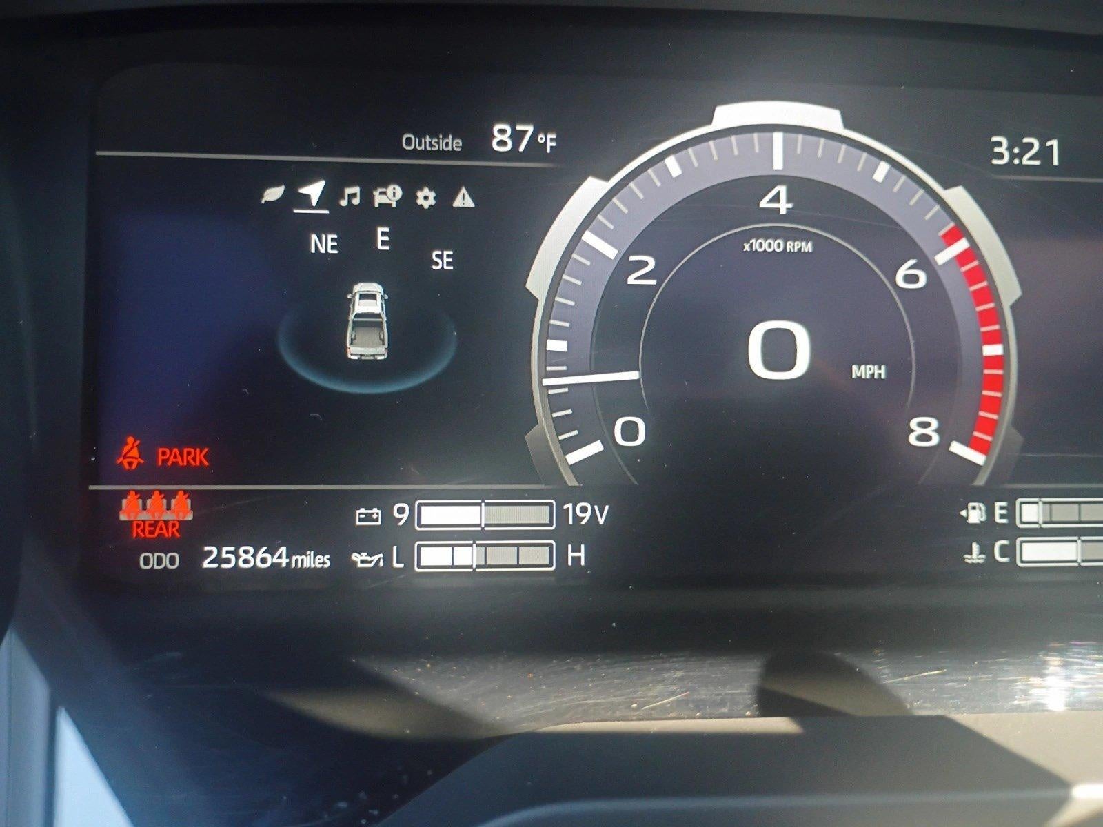 2026 Toyota Tundra 4WD 4WD Platinum CrewMax 5.5' Bed (Natl)