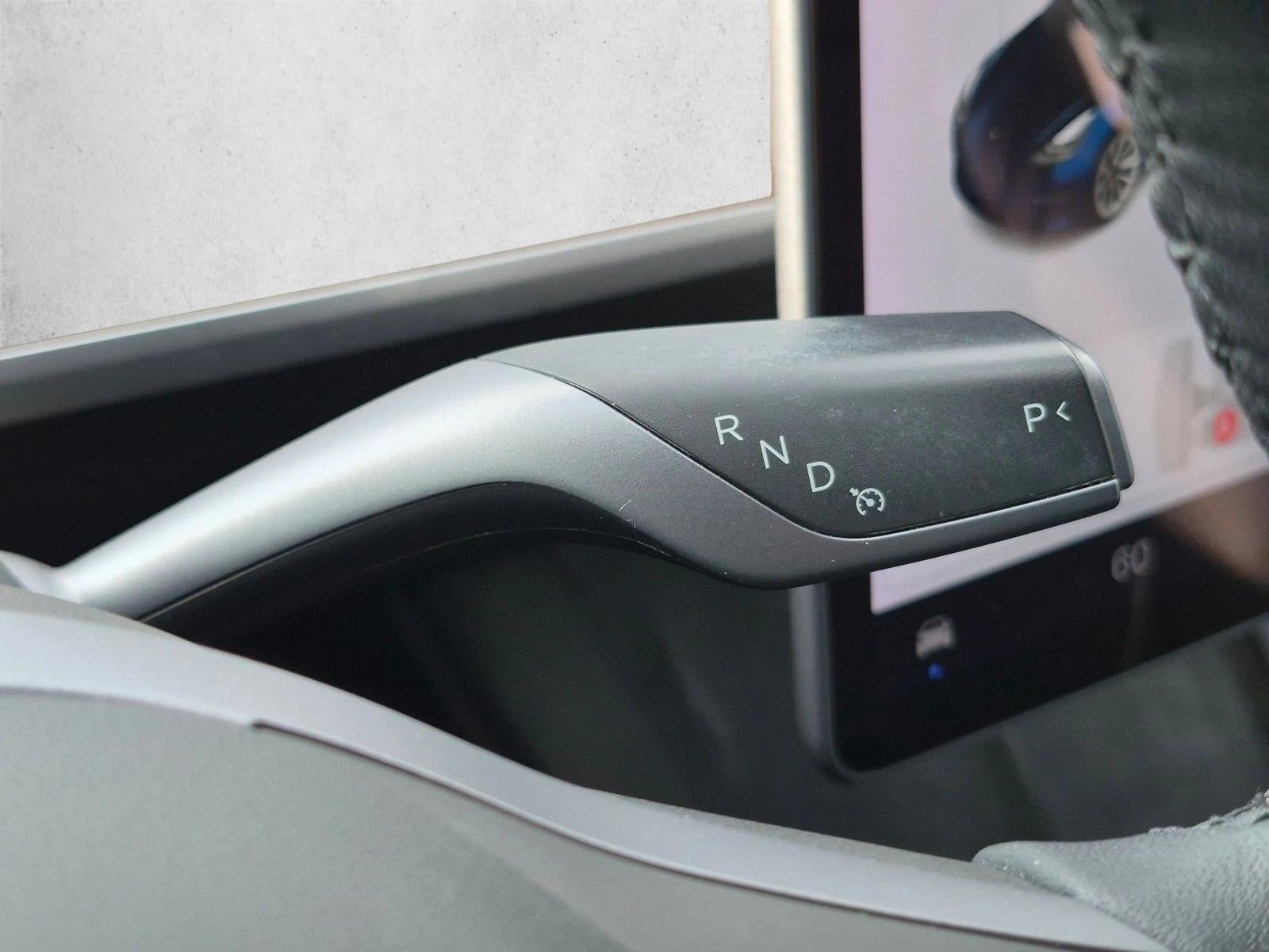 2021 Tesla Model 3 Standard Range Plus RWD