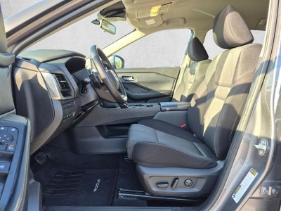 2025 Nissan Rogue AWD SV