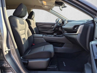 2025 Nissan Rogue AWD SV