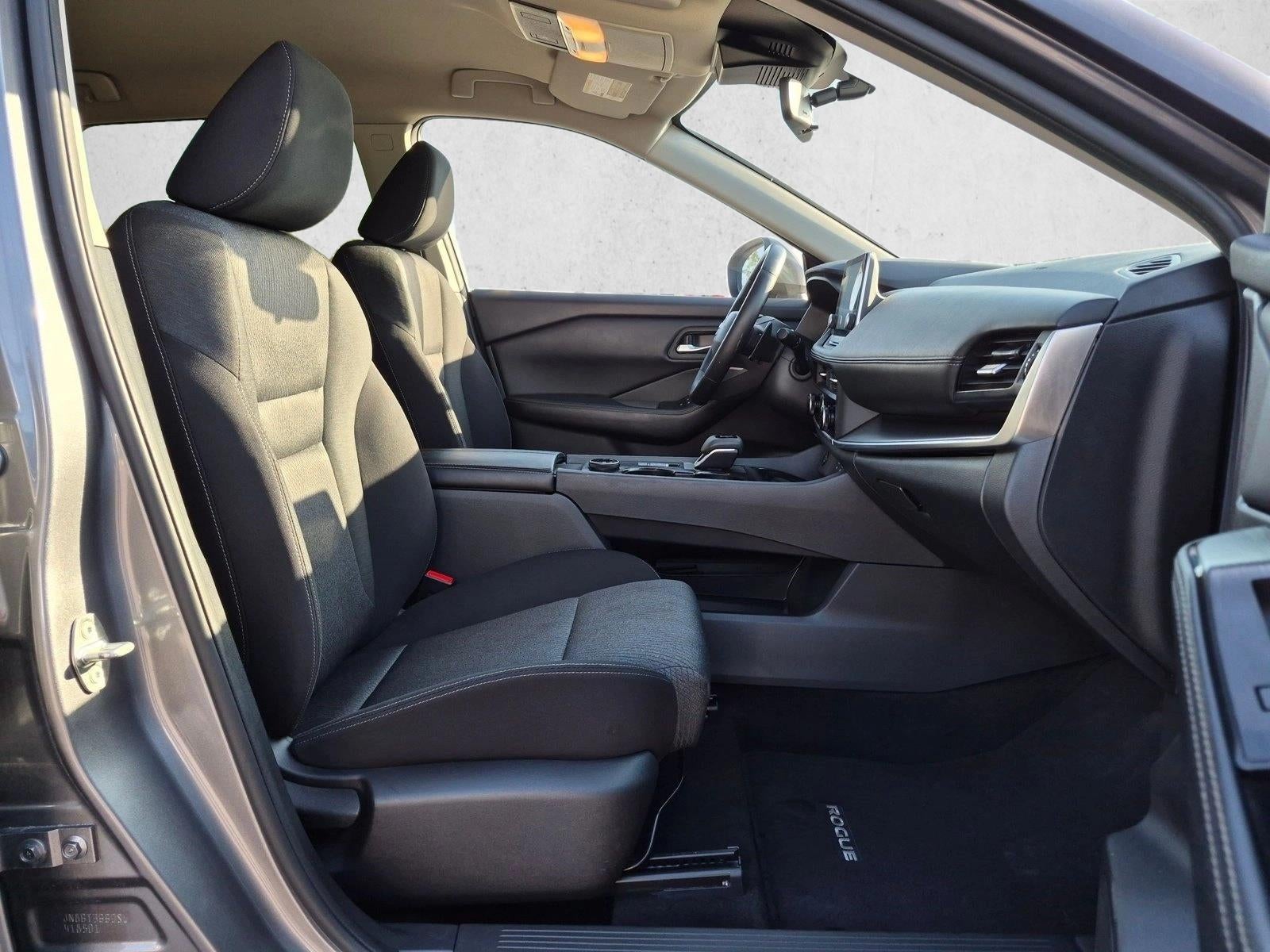 2025 Nissan Rogue AWD SV