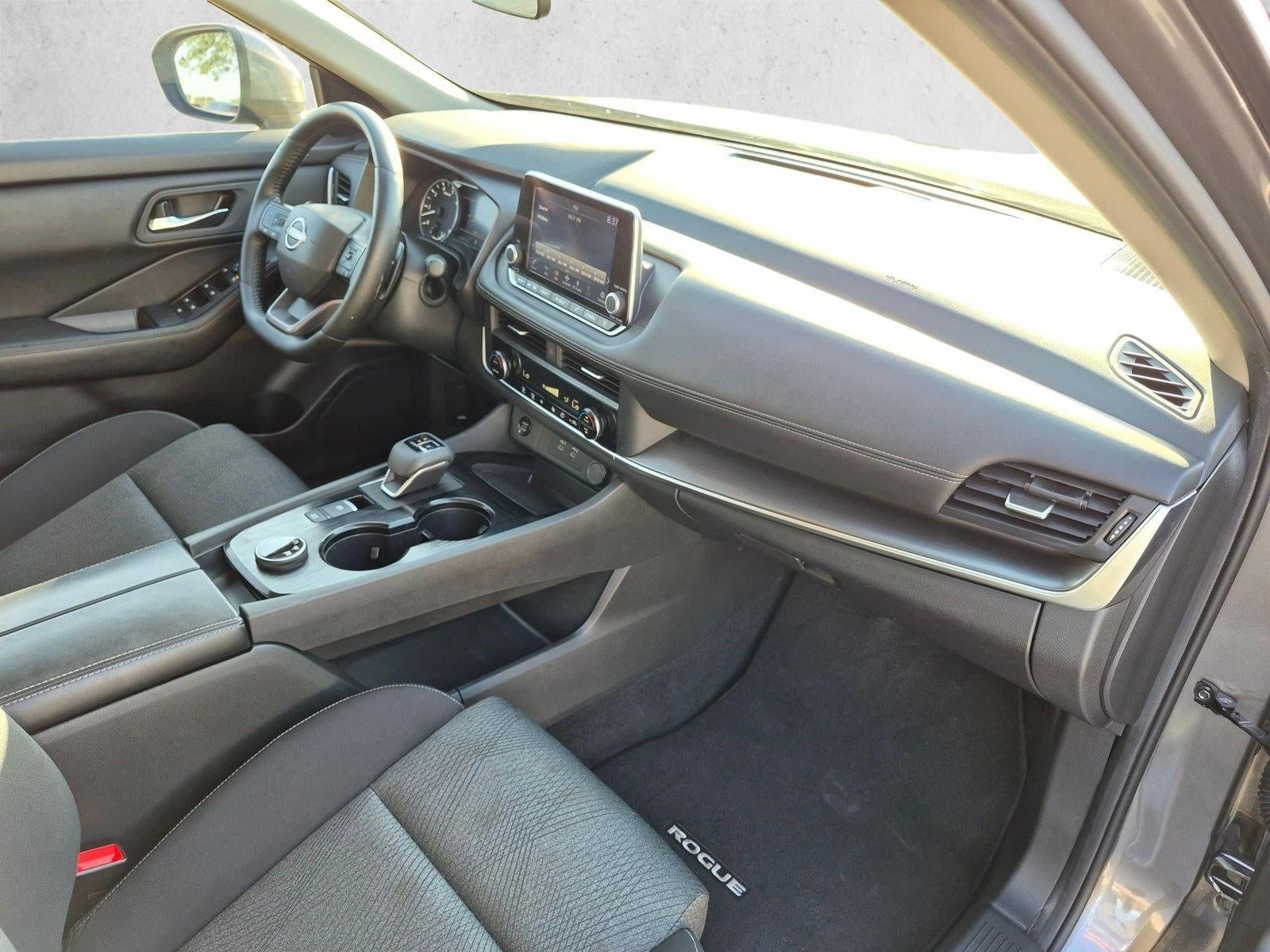 2025 Nissan Rogue AWD SV