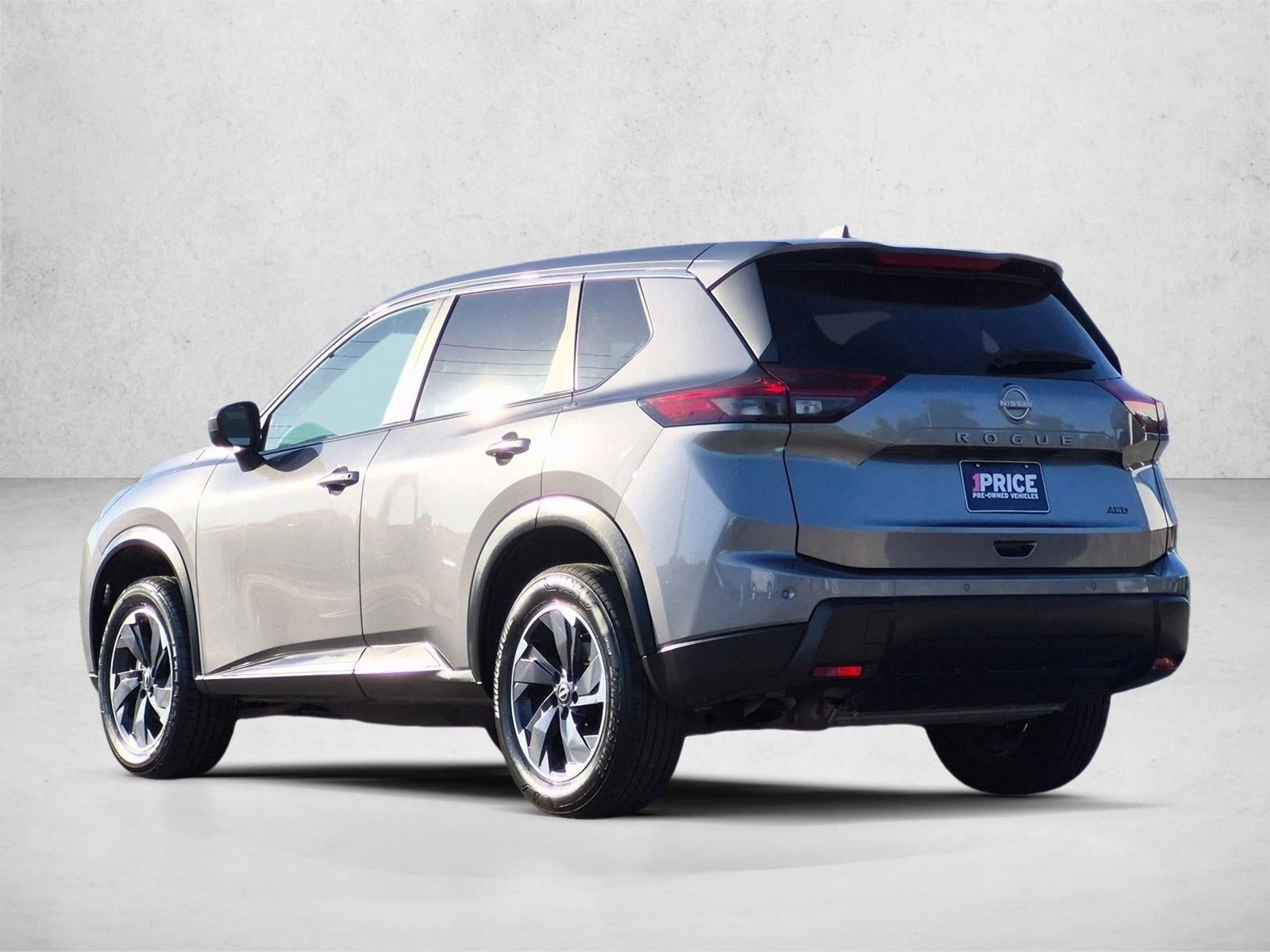 2025 Nissan Rogue AWD SV