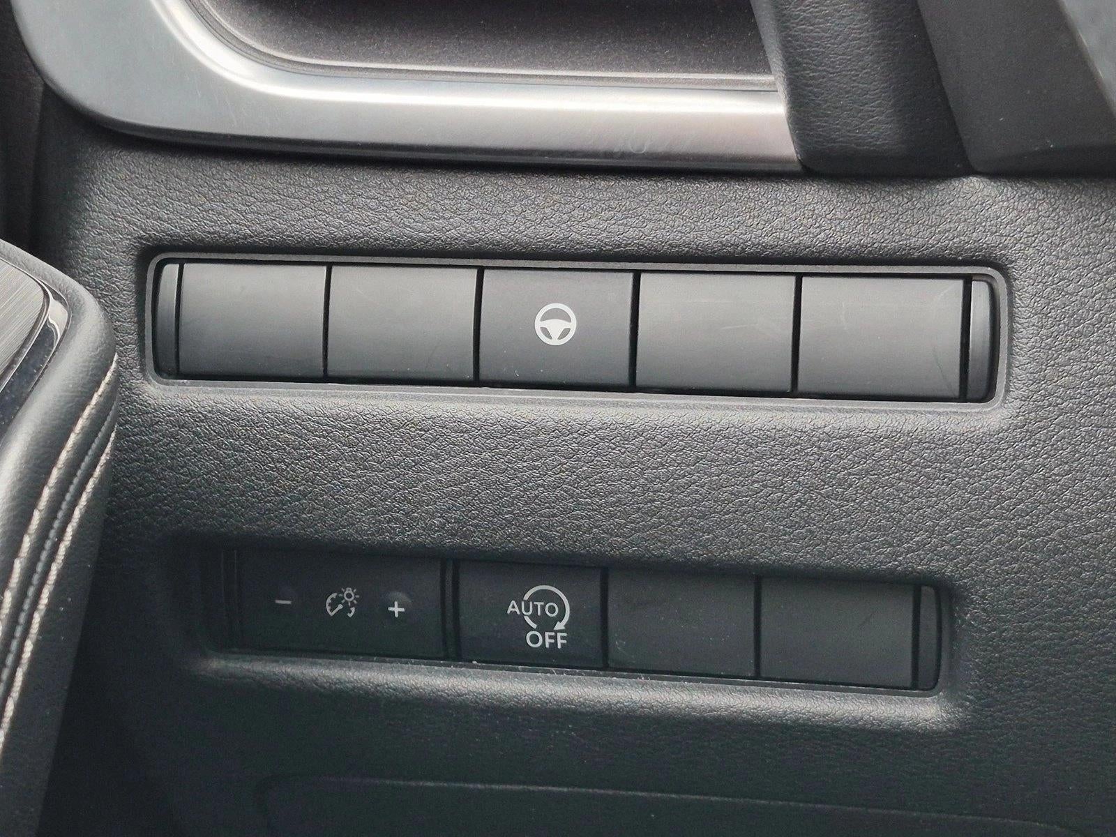 2023 Nissan Rogue AWD SV