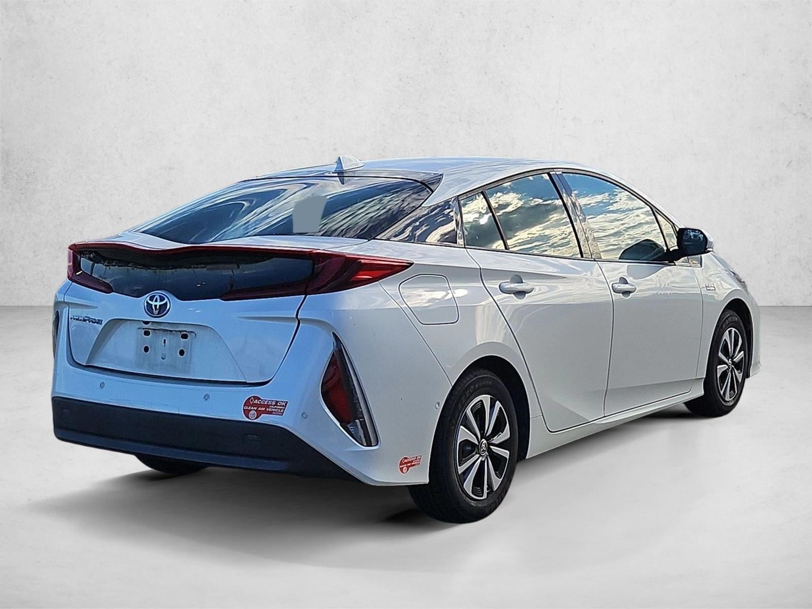 2018 Toyota Prius Prime Advanced (Natl)