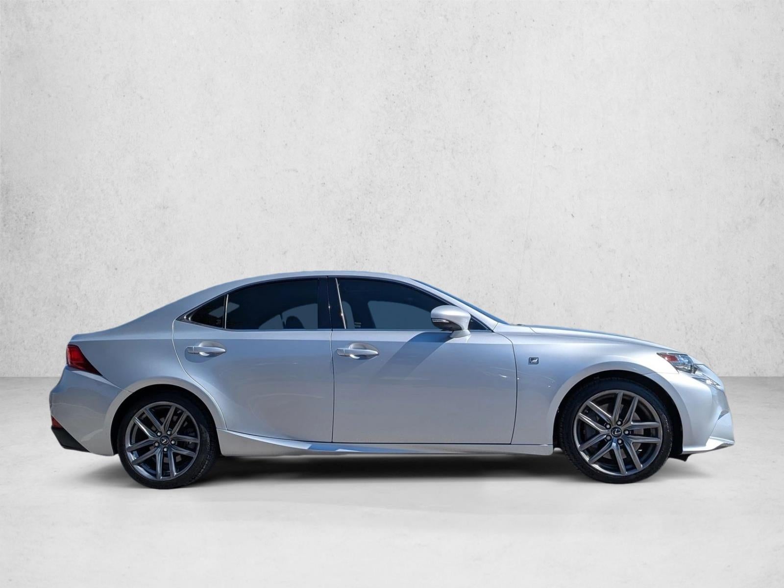 2016 Lexus IS 350 4dr Sdn RWD