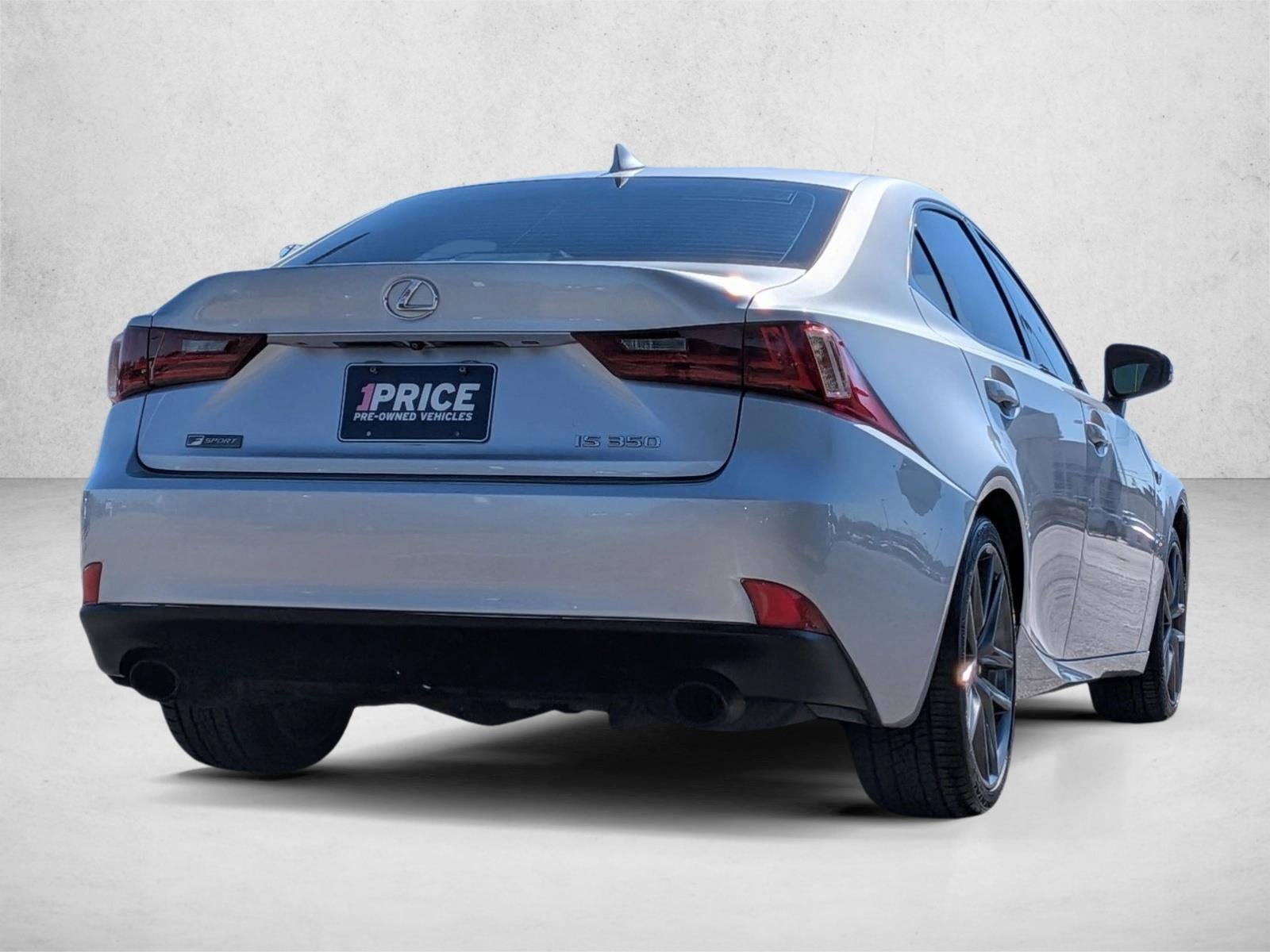 2016 Lexus IS 350 4dr Sdn RWD