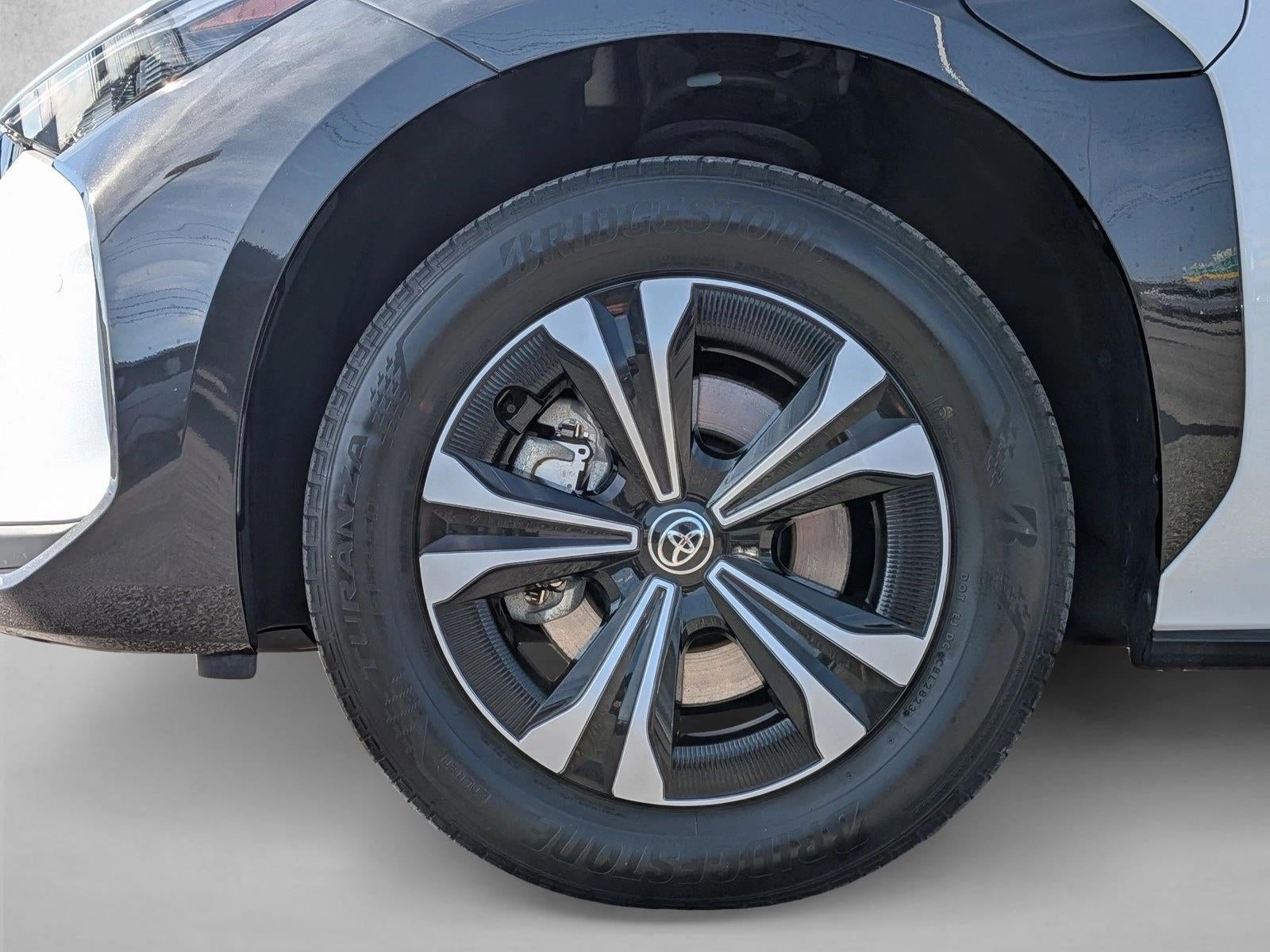 2023 Toyota bZ4X XLE FWD (Natl)