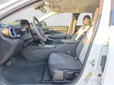 2025 Chevrolet Trax FWD 4dr LS