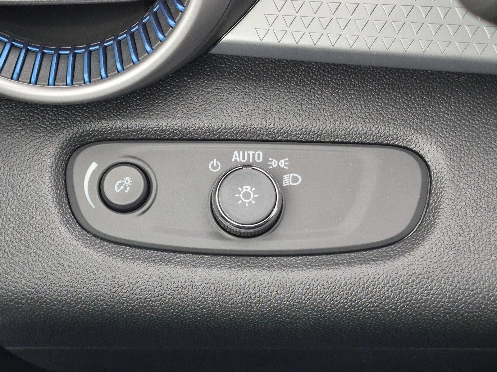 2026 Chevrolet Trax FWD 4dr LS