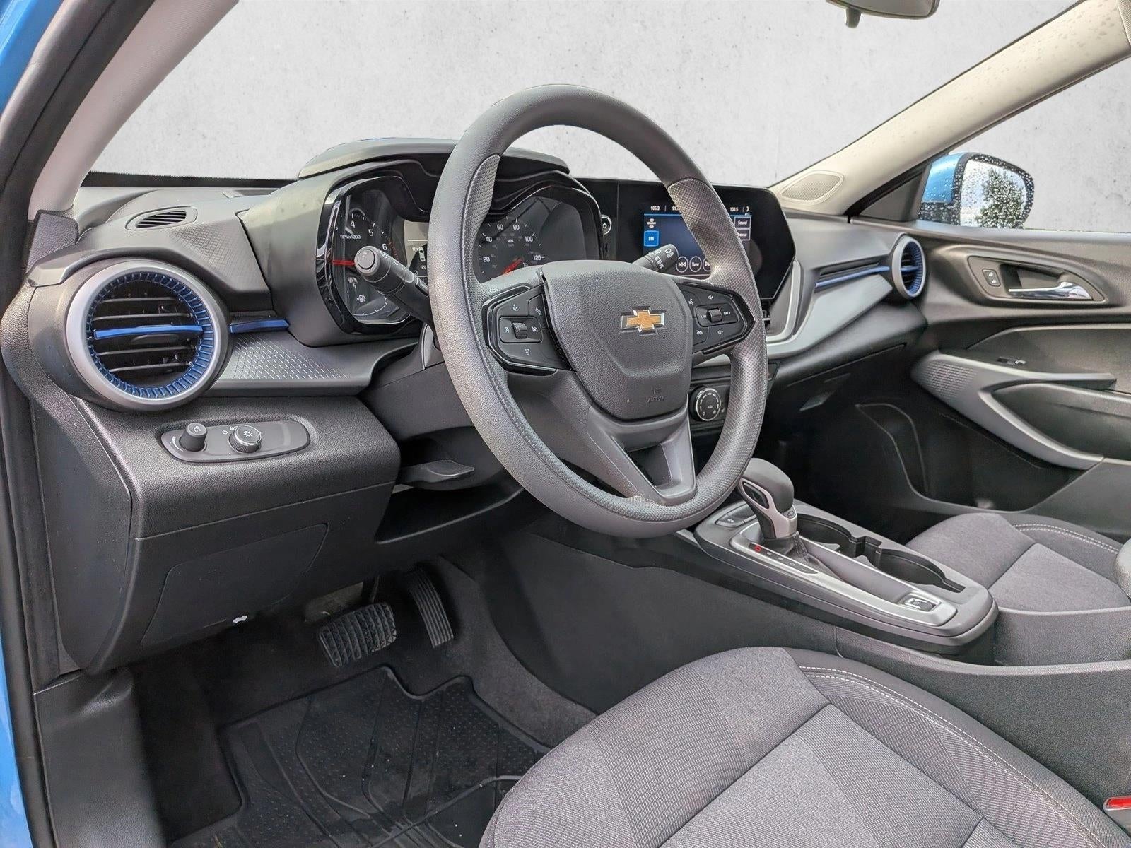 2025 Chevrolet Trax FWD 4dr LS