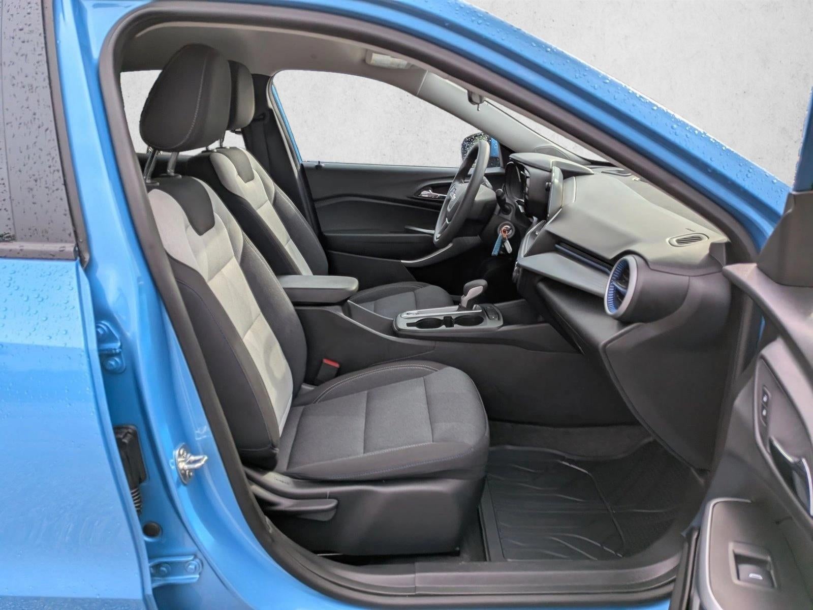 2025 Chevrolet Trax FWD 4dr LS