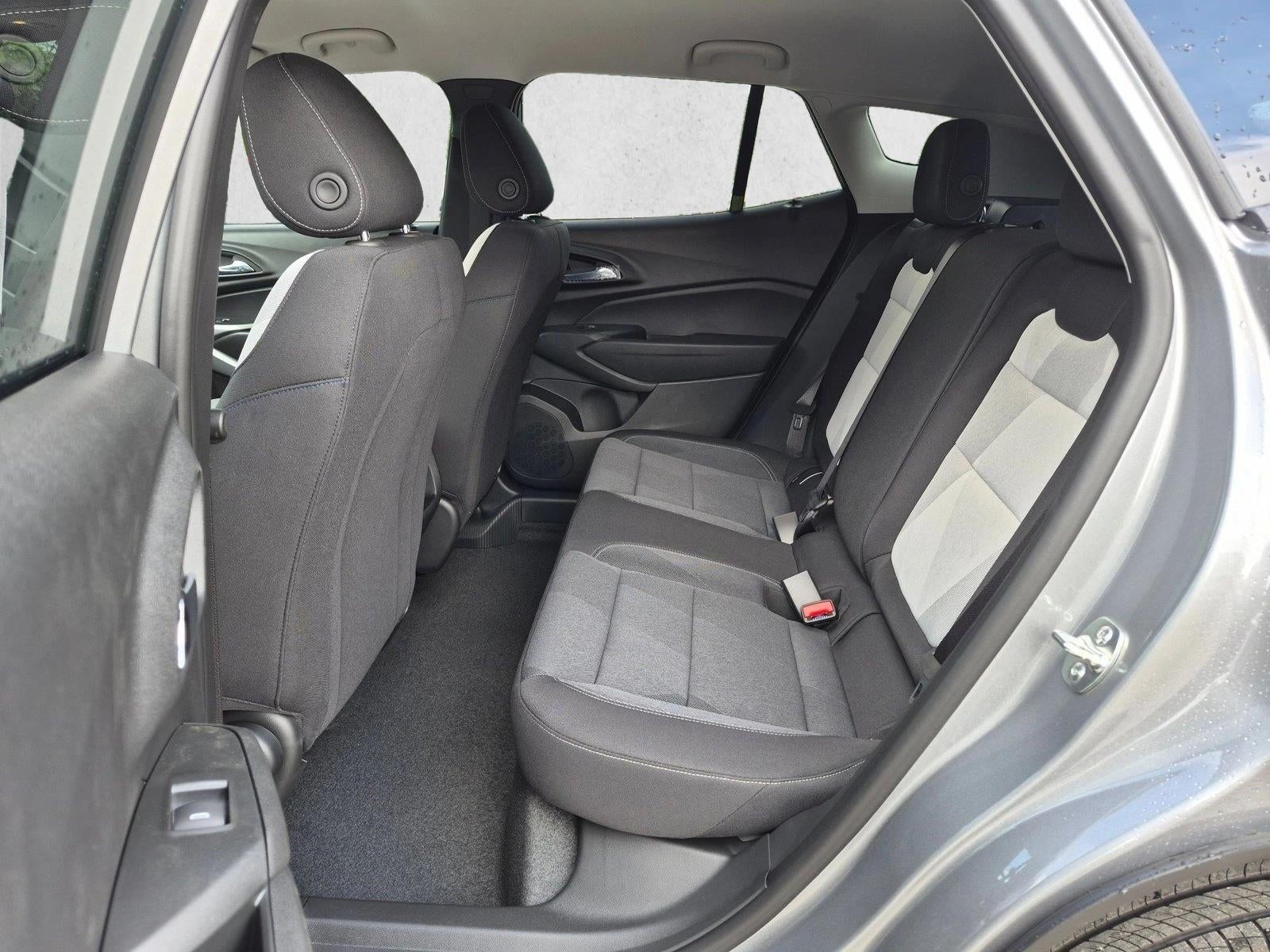 2026 Chevrolet Trax FWD 4dr LS