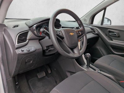 2022 Chevrolet Trax LS AWD
