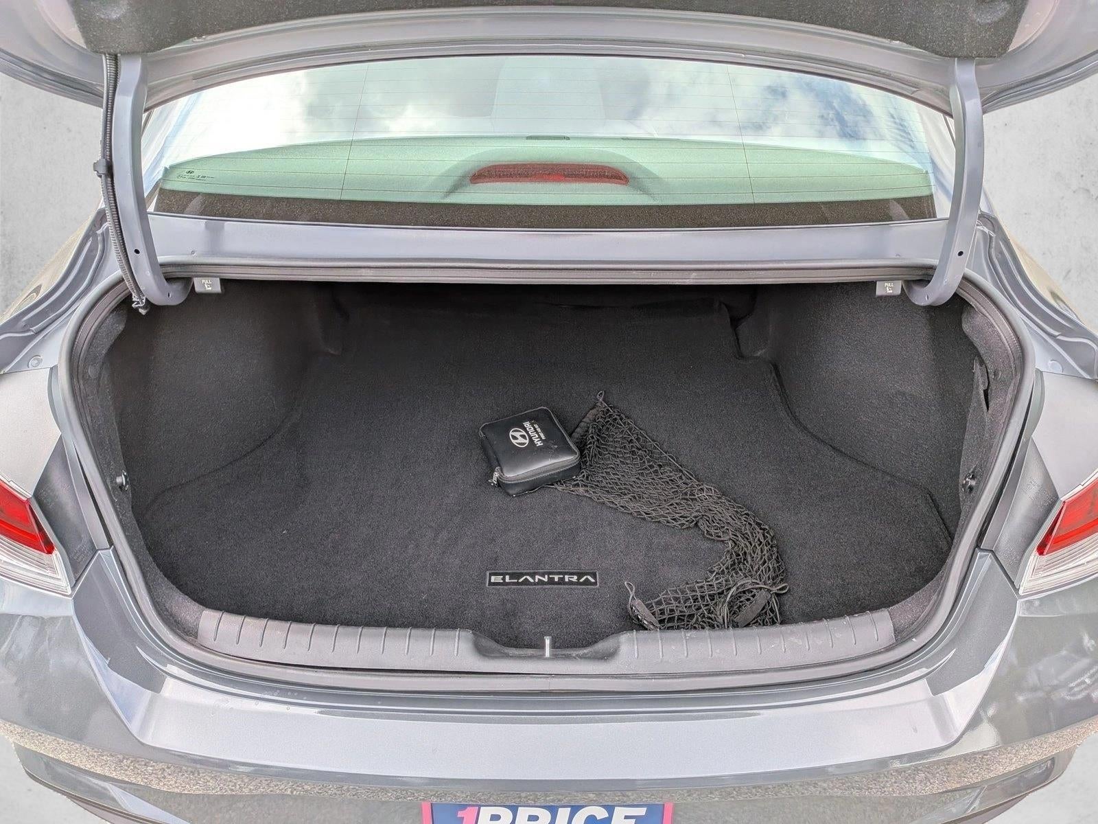 2023 Hyundai Elantra Hybrid Blue DCT