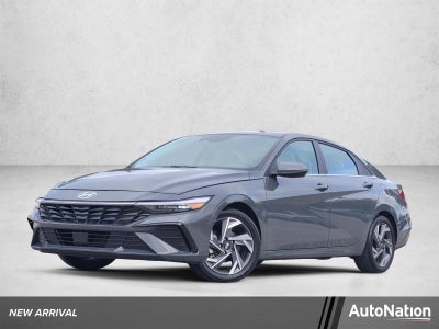 2025 Hyundai Elantra Limited IVT