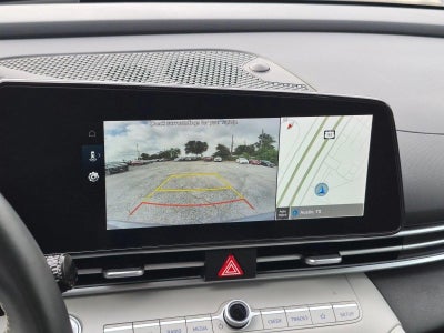 2025 Hyundai Elantra Limited IVT