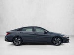 2025 Hyundai Elantra Limited IVT
