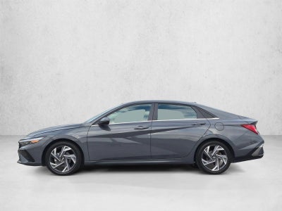 2025 Hyundai Elantra Limited IVT