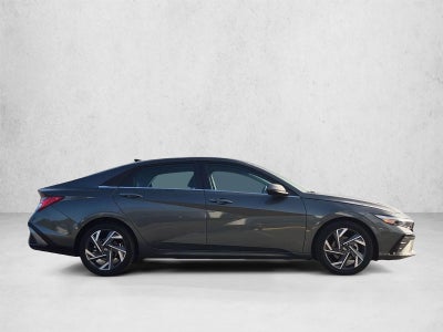 2025 Hyundai Elantra SEL Convenience IVT