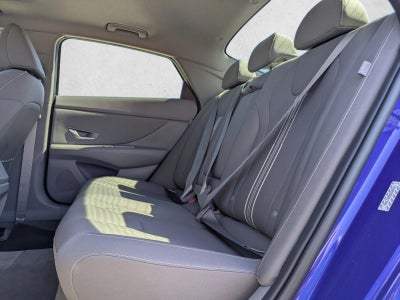 2024 Hyundai Elantra SEL IVT