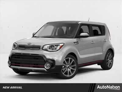 2017 Kia Soul ! Auto