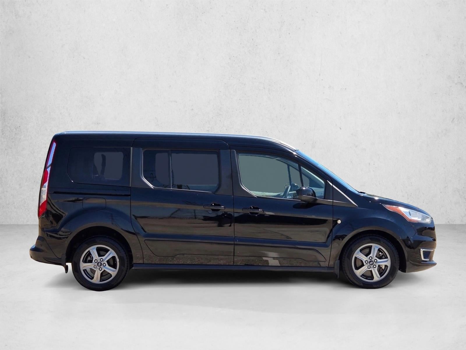 2020 Ford Transit Connect Titanium LWB w/Rear Liftgate