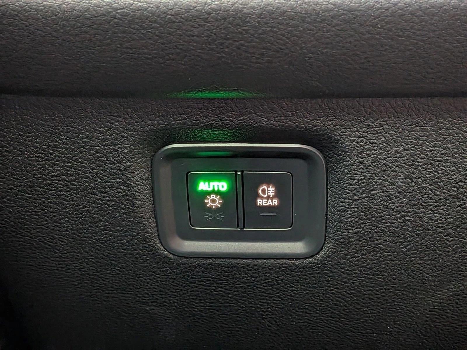 2025 Porsche Cayenne AWD