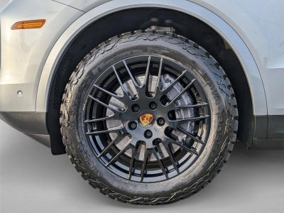 2025 Porsche Cayenne AWD