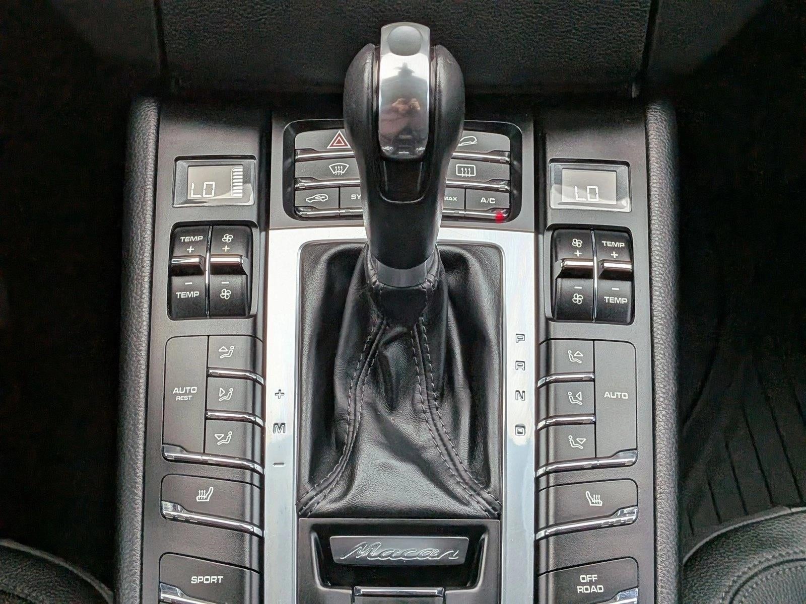 2016 Porsche Macan AWD 4dr S