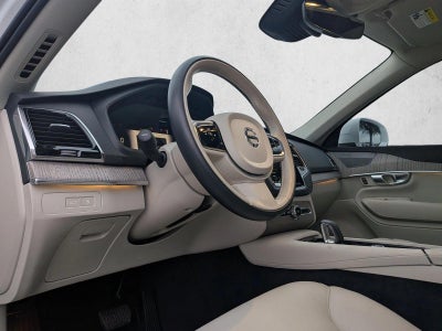 2024 Volvo XC90 Recharge Plug-In Hyb T8 eAWD PHEV Plus Bright Theme 7P