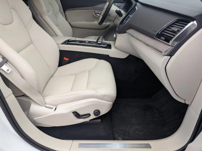 2024 Volvo XC90 Recharge Plug-In Hyb T8 eAWD PHEV Plus Bright Theme 7P
