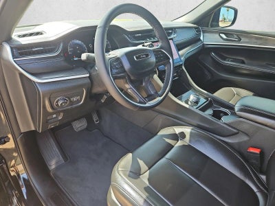2025 Jeep Grand Cherokee L Limited 4x2