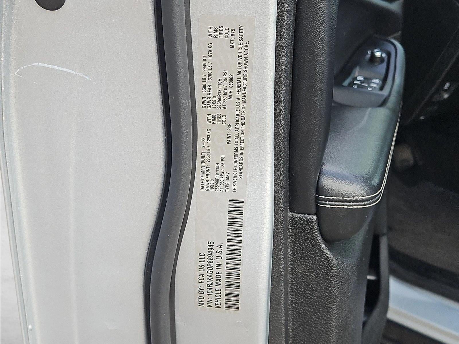 2023 Jeep Grand Cherokee L Laredo