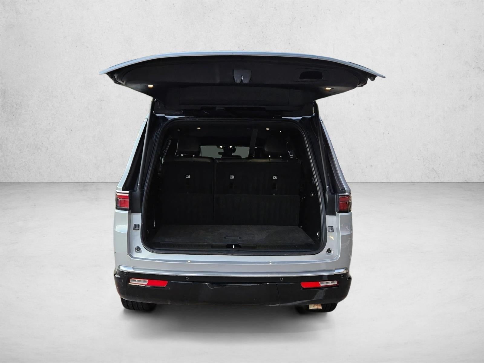 2022 Jeep Wagoneer Series II 4x4