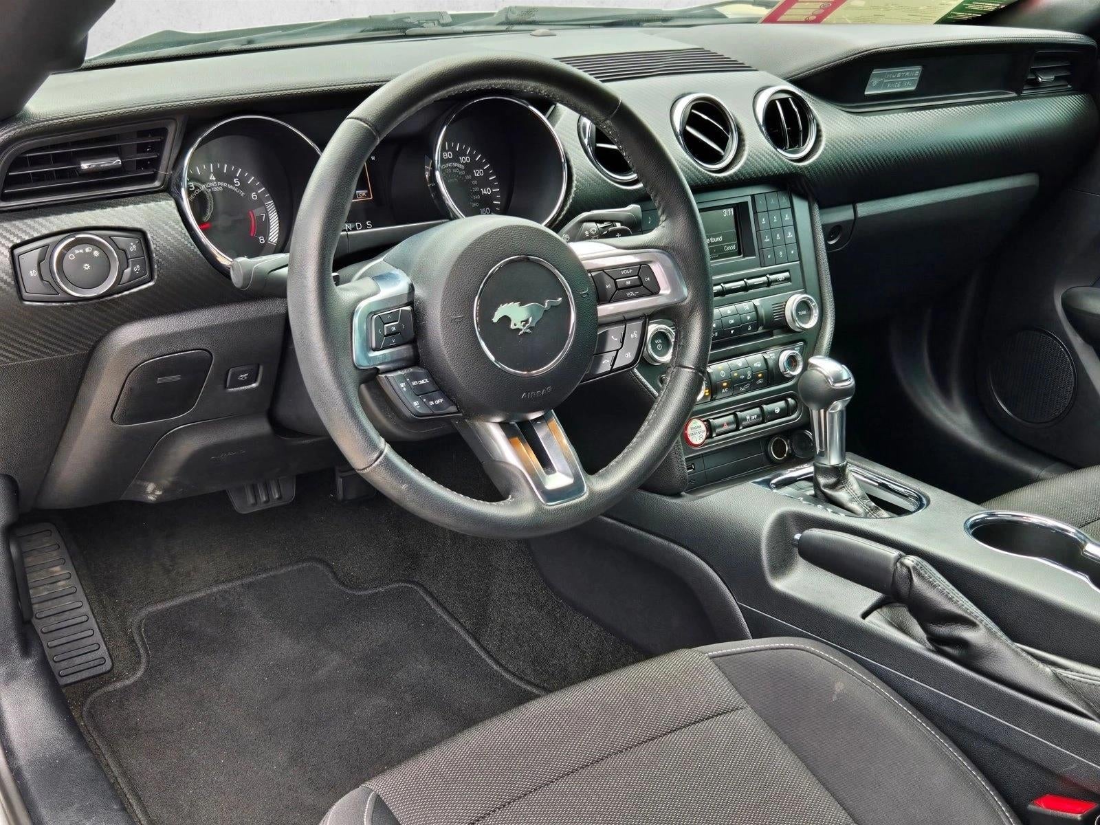 2016 Ford Mustang V6