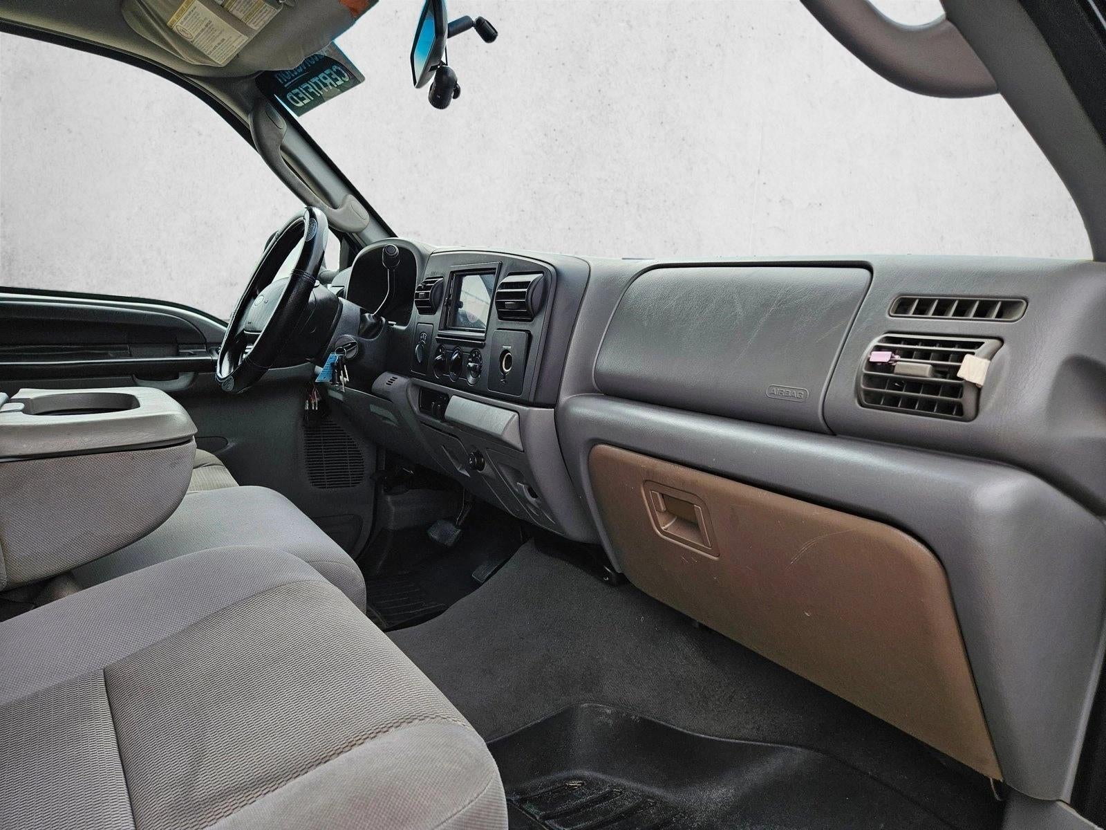 2006 Ford Super Duty F-350 SRW XL