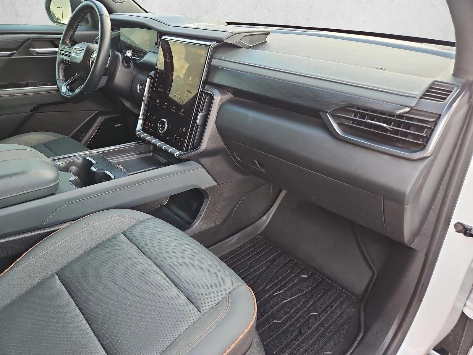 2024 GMC Acadia AT4