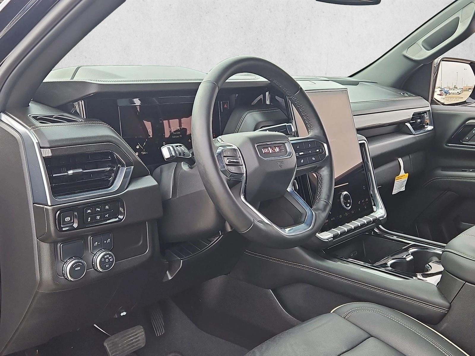 2025 GMC Yukon Elevation