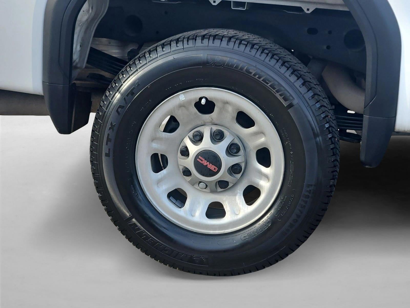 2025 GMC Sierra 2500HD Pro - Photo 21