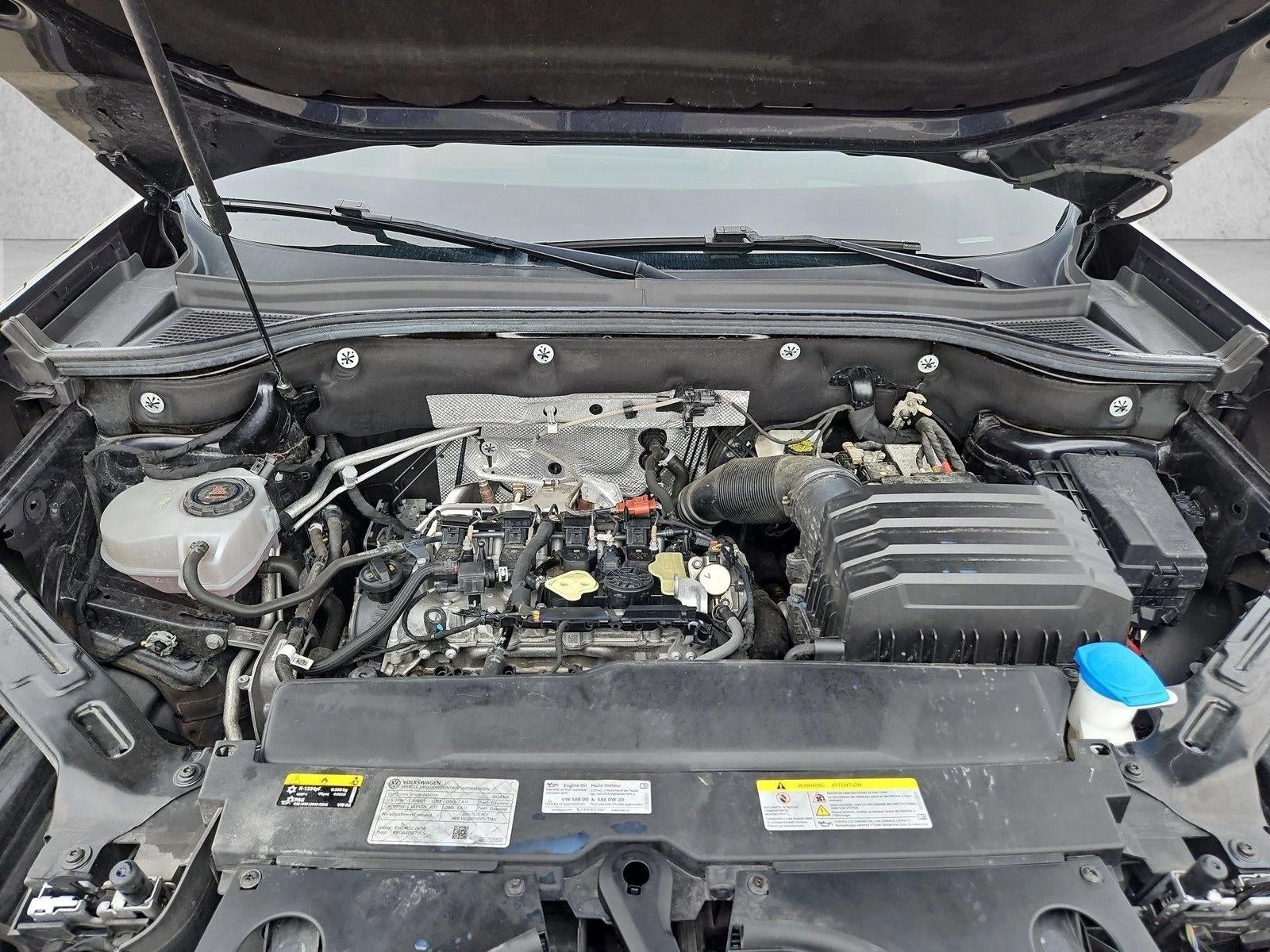 2024 Volkswagen Atlas Cross Sport 2.0T SEL R-Line