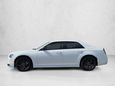 2023 Chrysler 300 Touring