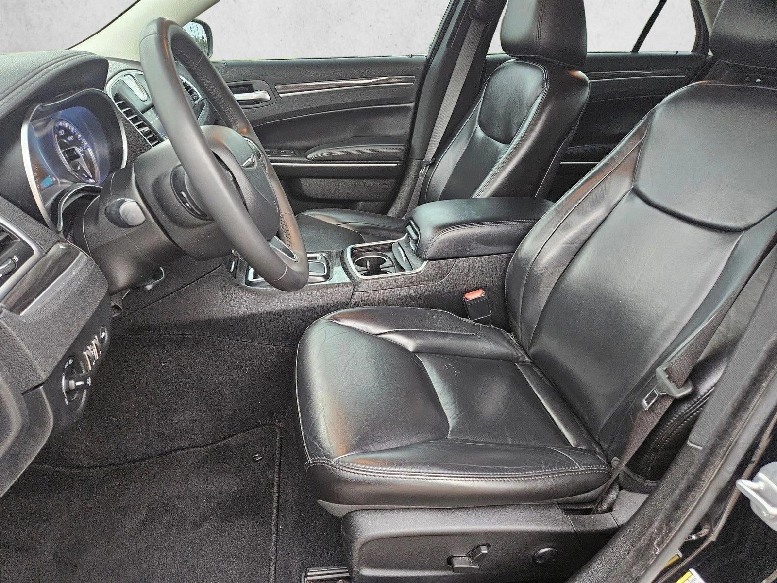 2022 Chrysler 300 Touring L