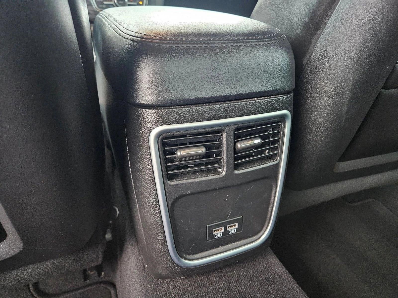 2022 Chrysler 300 Touring L