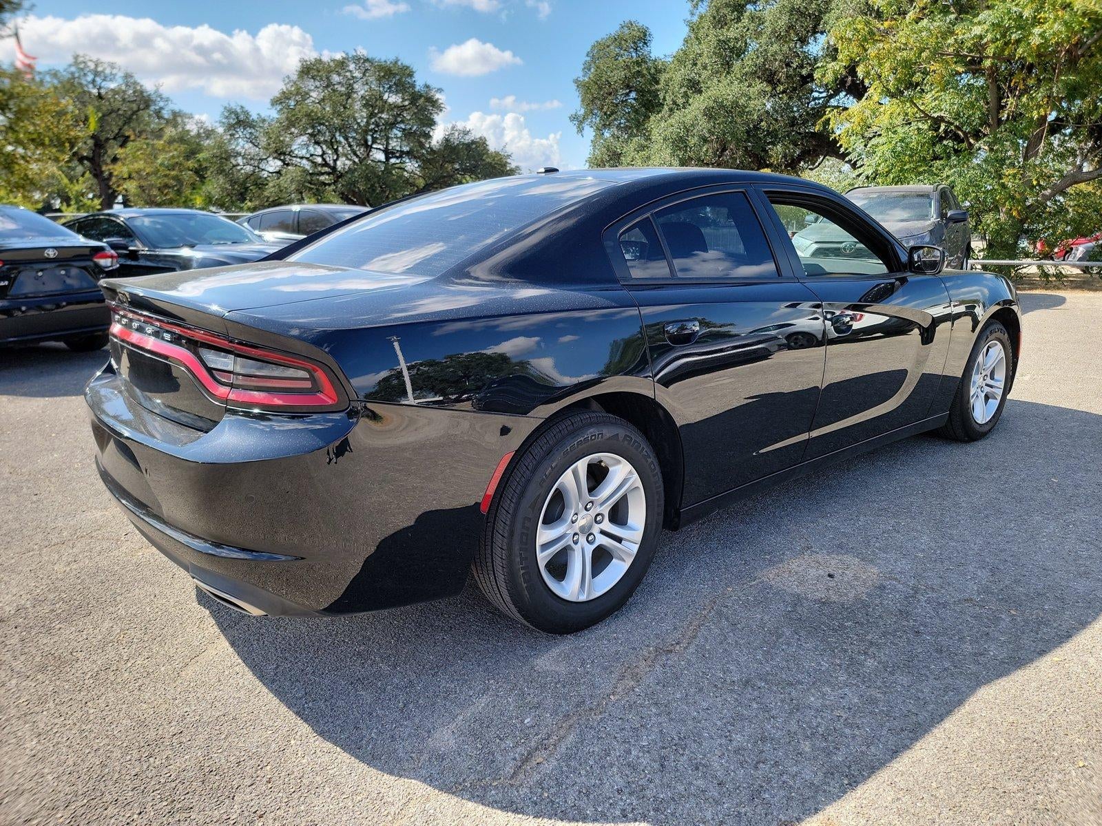 2020 Dodge Charger SXT RWD
