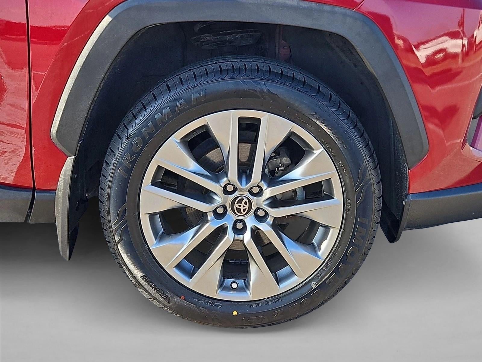 2023 Toyota RAV4 XLE Premium - Photo 23