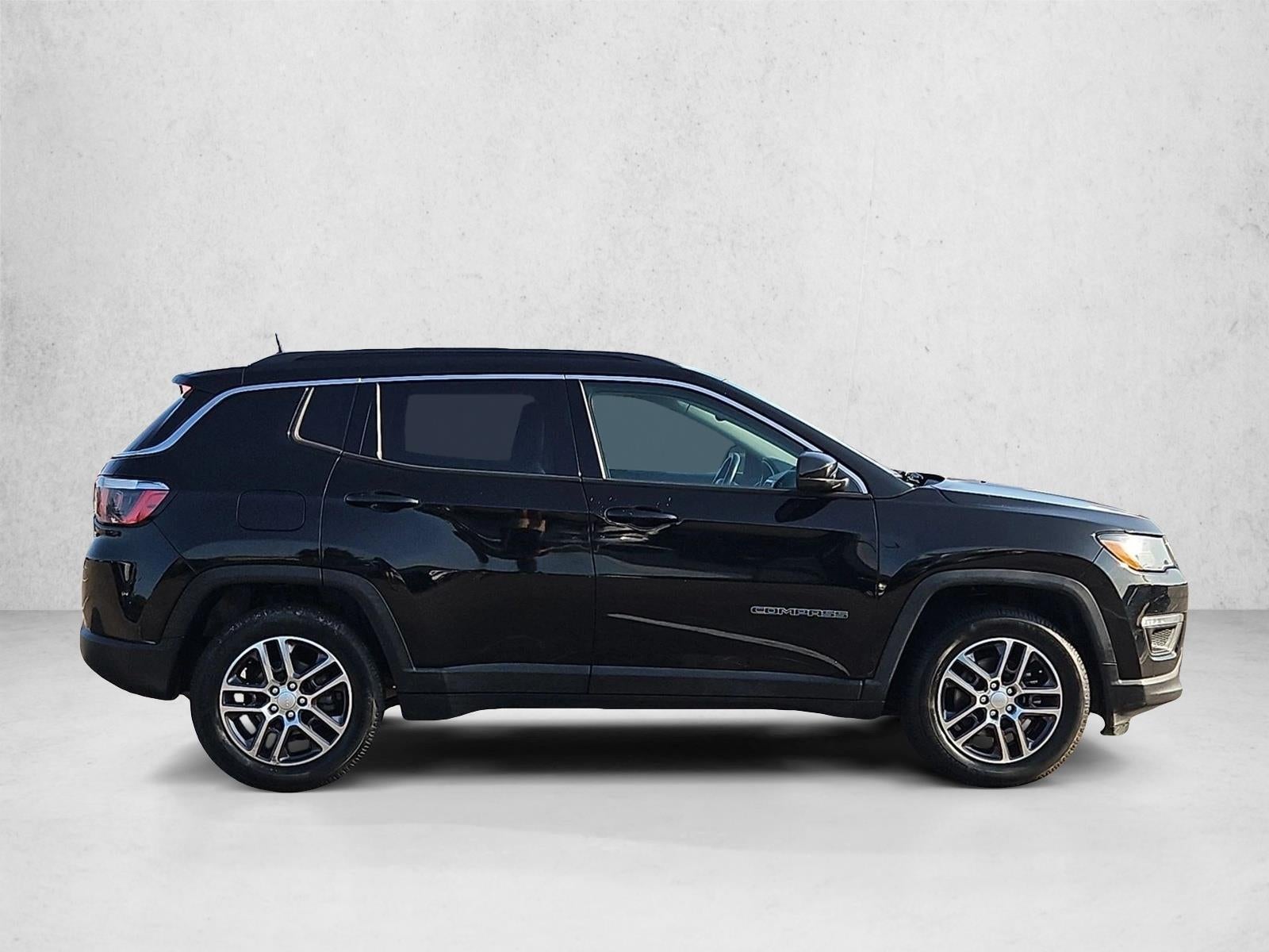 2018 Jeep Compass Latitude FWD