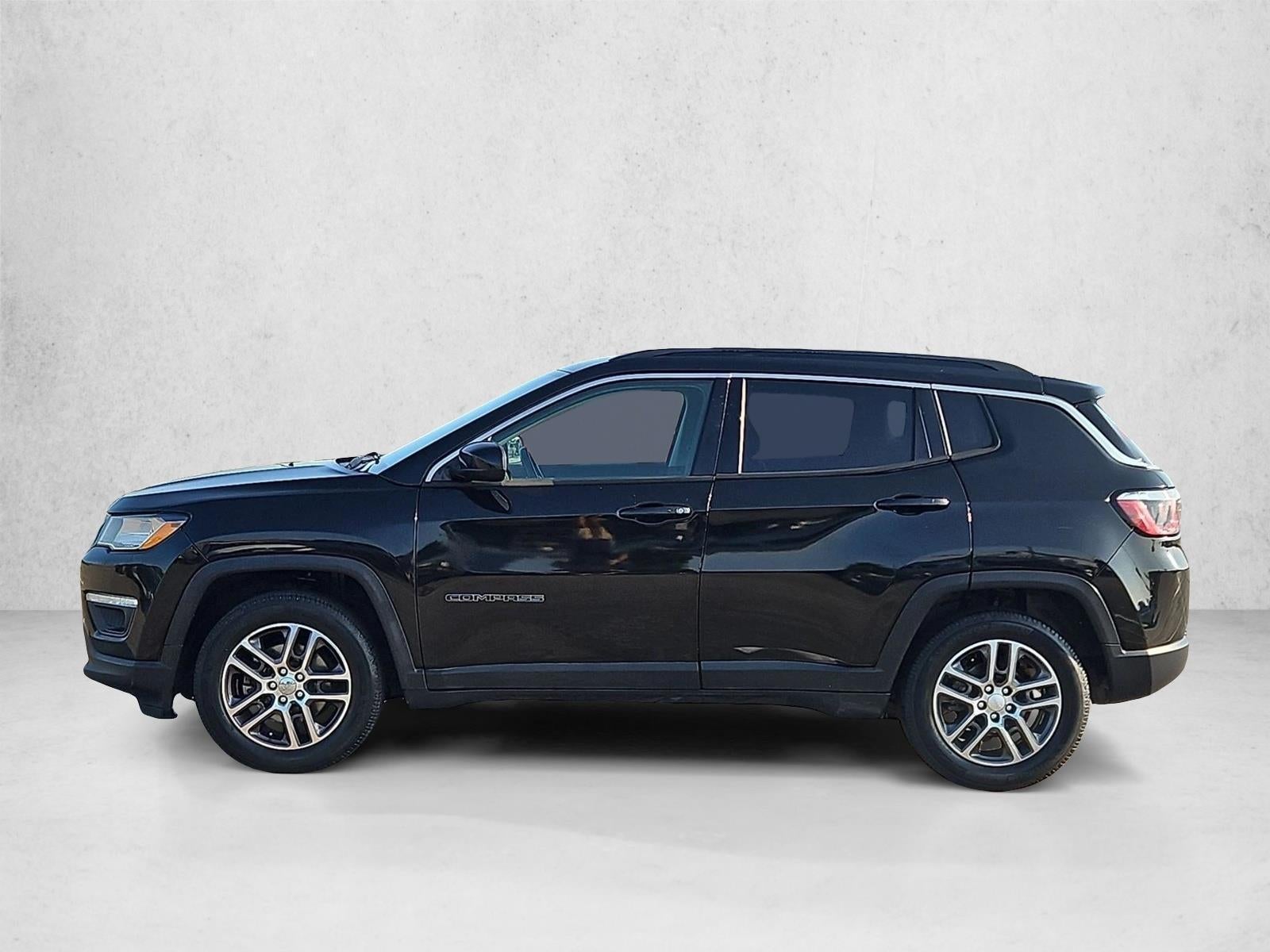 2018 Jeep Compass Latitude FWD