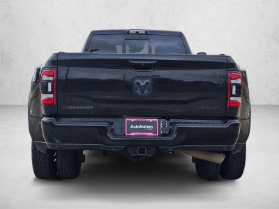 2020 RAM 3500 Laramie Crew Cab 4x4 8' Box
